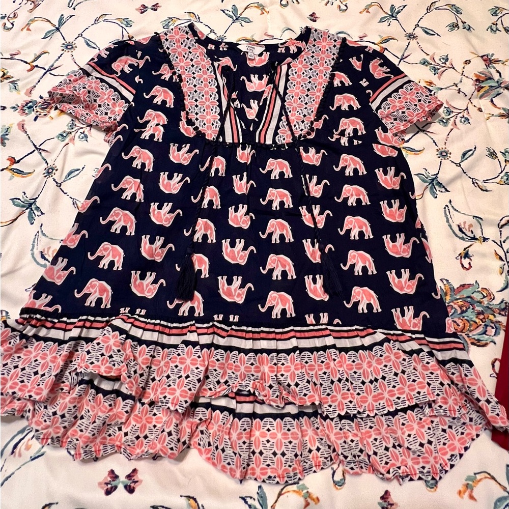 Super cute elephant top